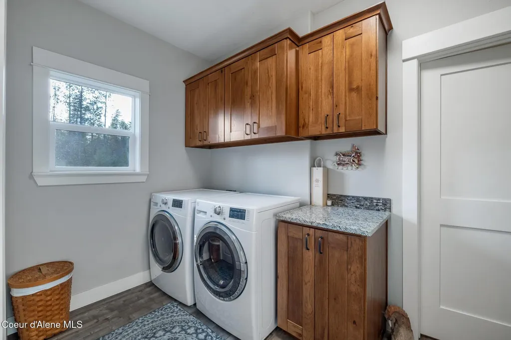 5867 W Sparrowhawk Drive Rathdrum ID 83858