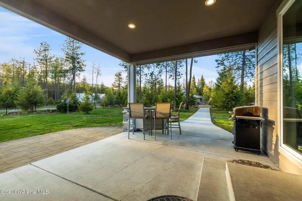 5867 W Sparrowhawk Drive Rathdrum ID 83858