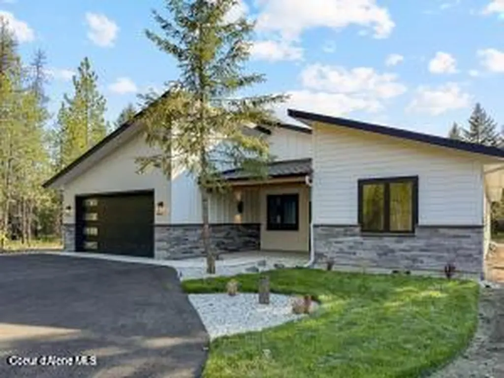 624 Satchel Drive Spirit Lake ID 83869
