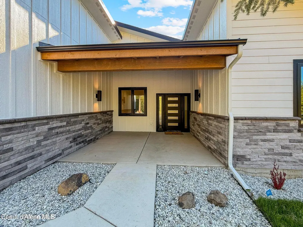 624 Satchel Drive Spirit Lake ID 83869