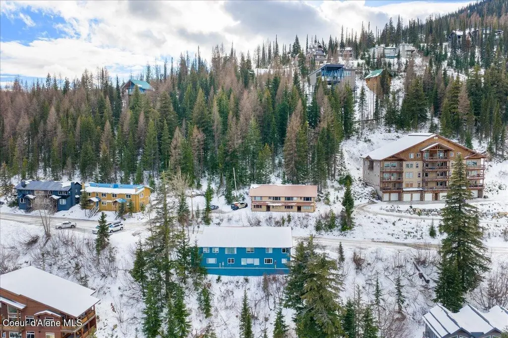 197 Mogul Hill, Unit 6 Sandpoint ID 83864