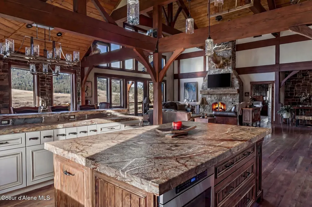 337 W Coon Creek Road Plummer ID 83851
