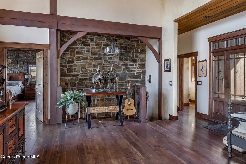 337 W Coon Creek Road Plummer ID 83851