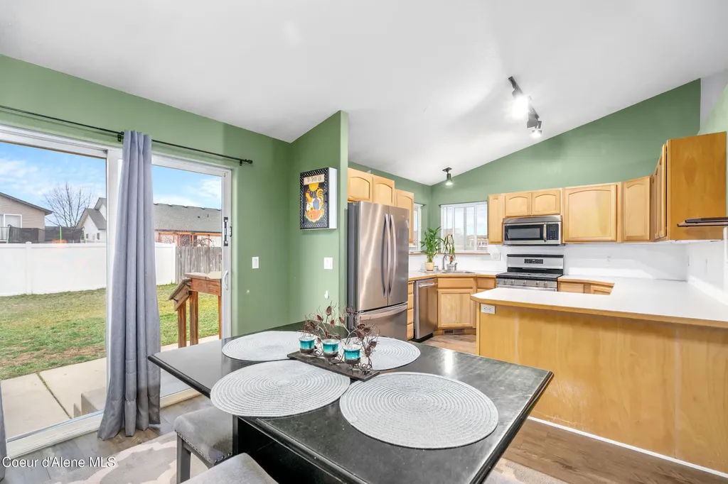 2325 N Mackenzie Drive Post Falls ID 83854