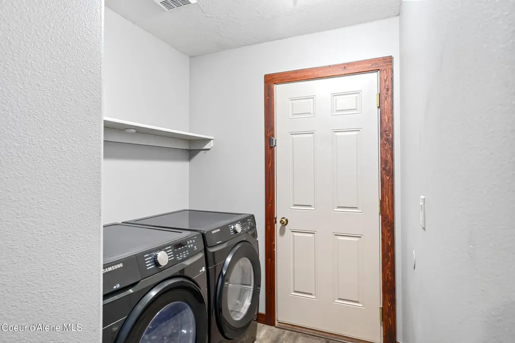 2325 N Mackenzie Drive Post Falls ID 83854