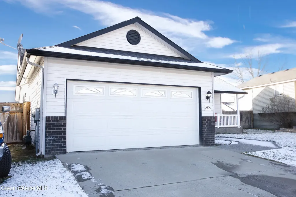 2325 N Mackenzie Drive Post Falls ID 83854