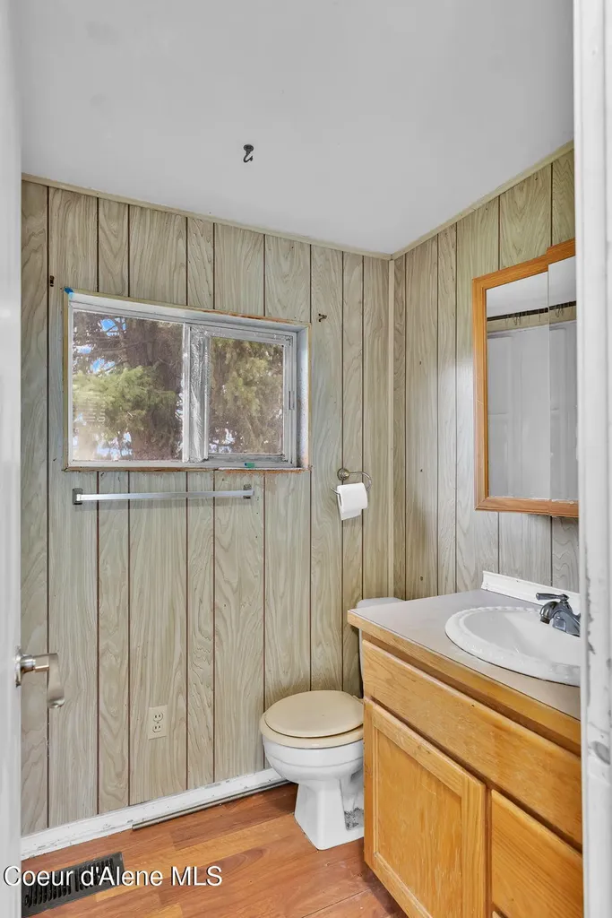 10264 N Government Way Hayden ID 83835