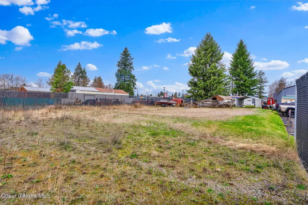 10264 N Government Way Hayden ID 83835