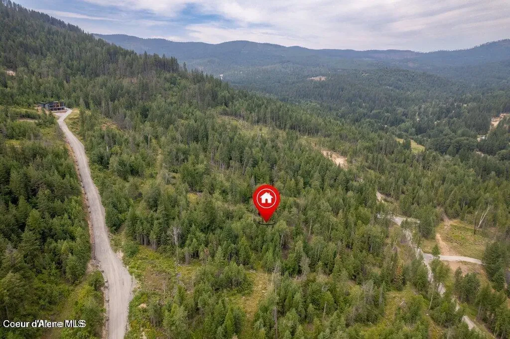 220 Hawkwind Trail Cocolalla ID 83813