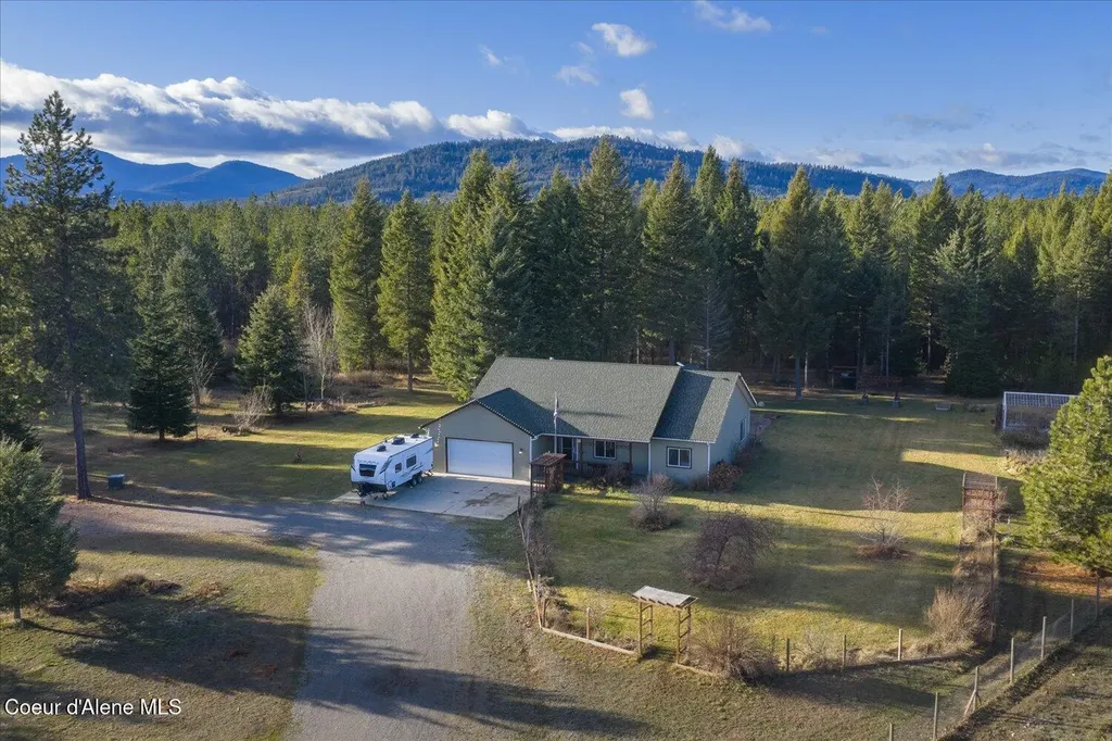 4529 E Diagonal Road Rathdrum ID 83858