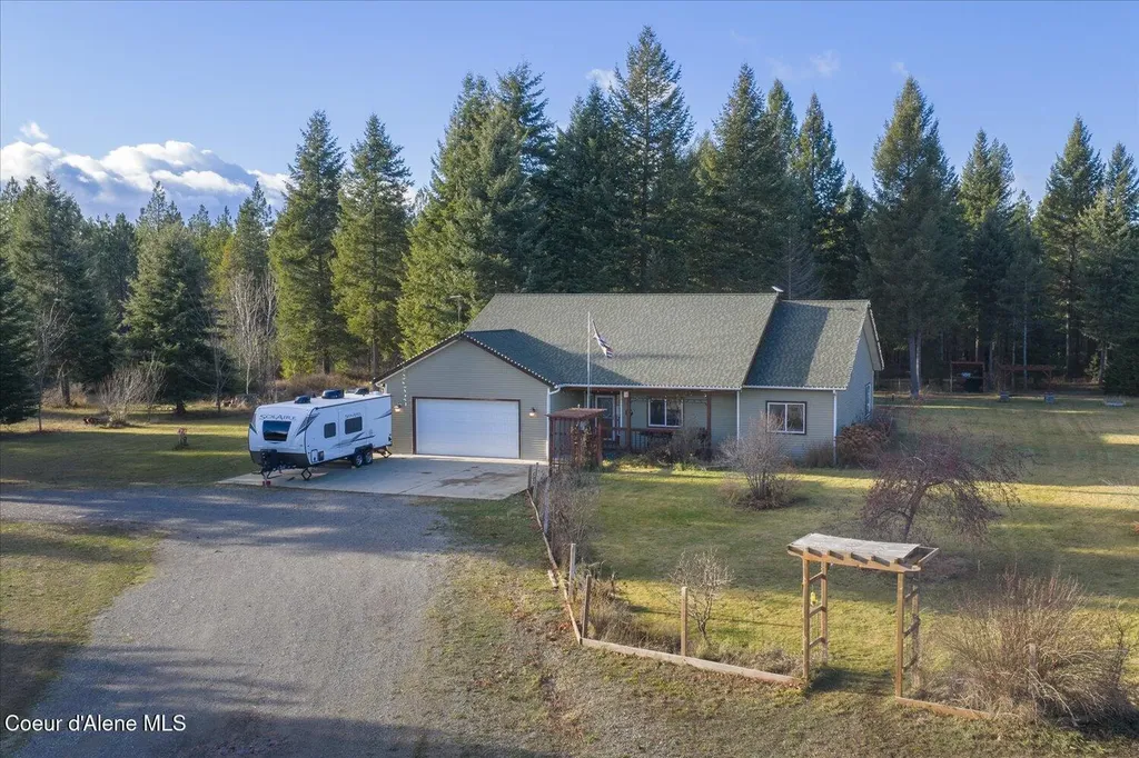 4529 E Diagonal Road Rathdrum ID 83858