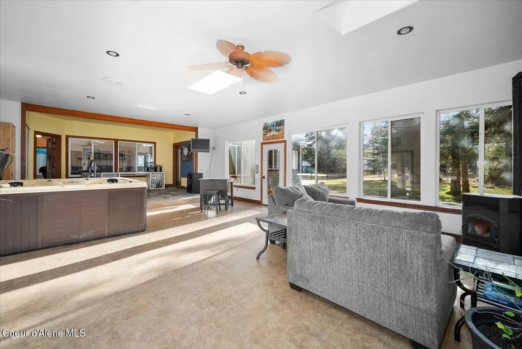 4529 E Diagonal Road Rathdrum ID 83858