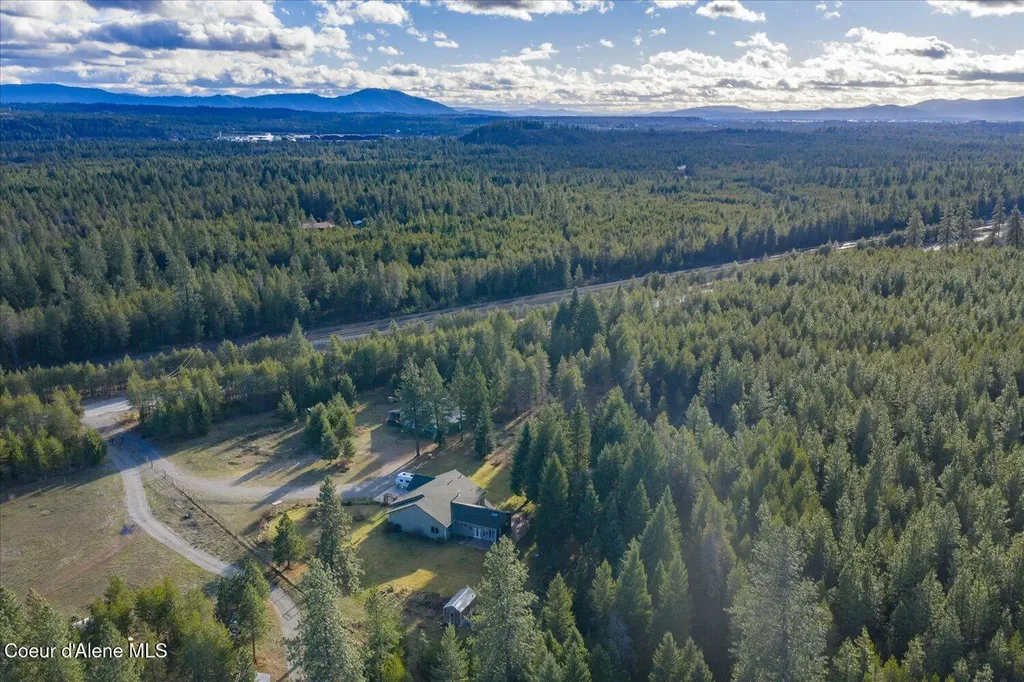 4529 E Diagonal Road Rathdrum ID 83858