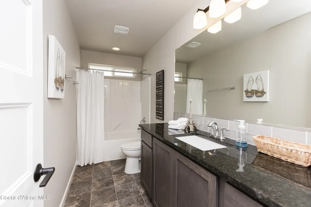 3328 N Segar Lp Post Falls ID 83854
