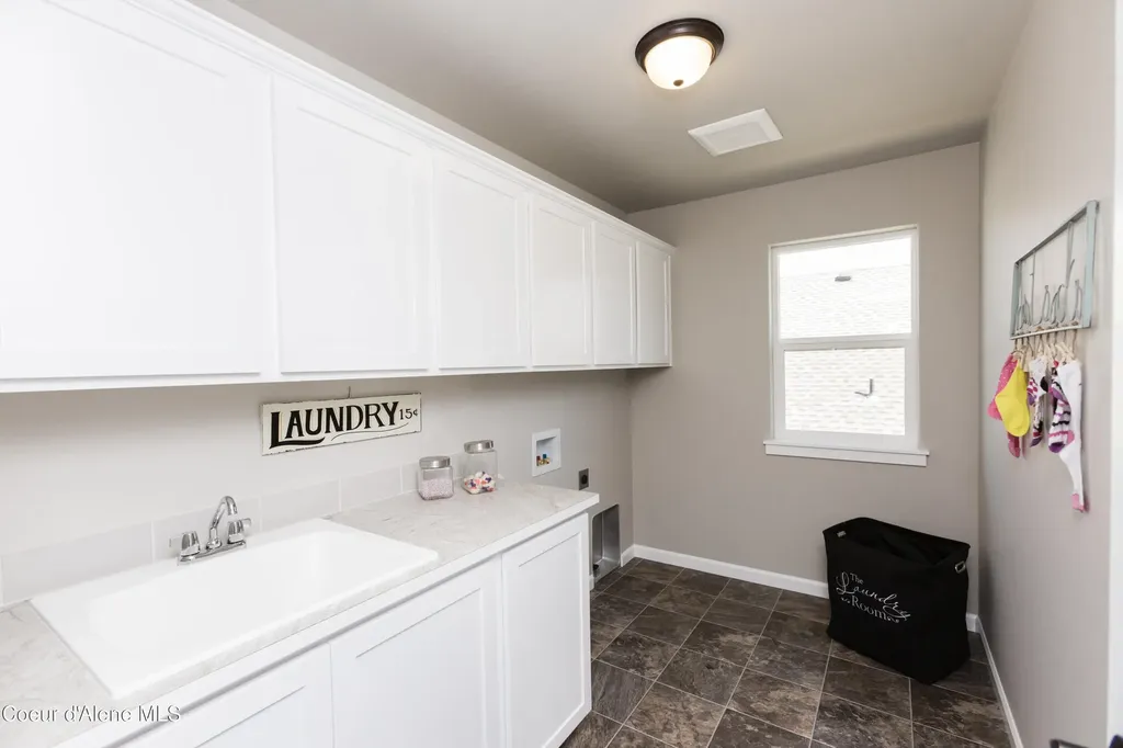 3328 N Segar Lp Post Falls ID 83854