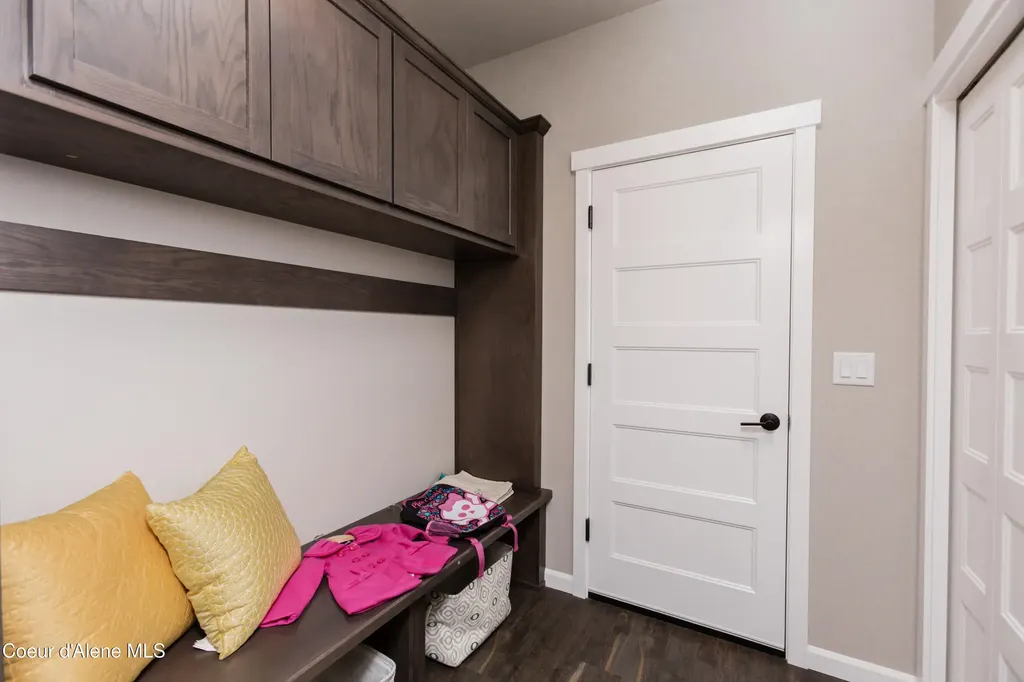 3328 N Segar Lp Post Falls ID 83854