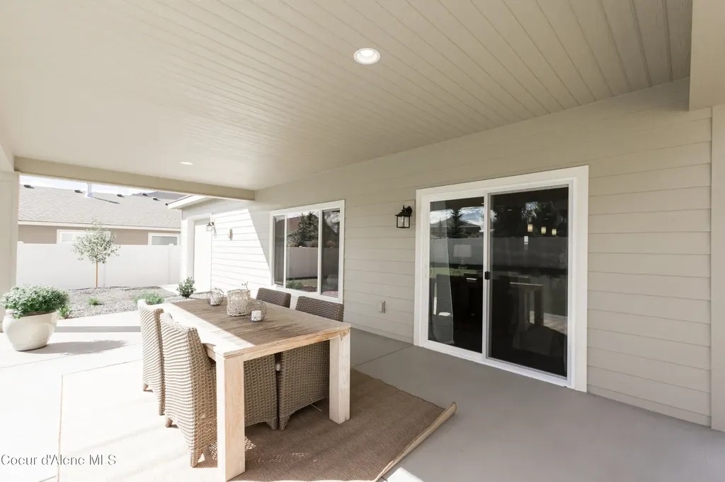 3328 N Segar Lp Post Falls ID 83854