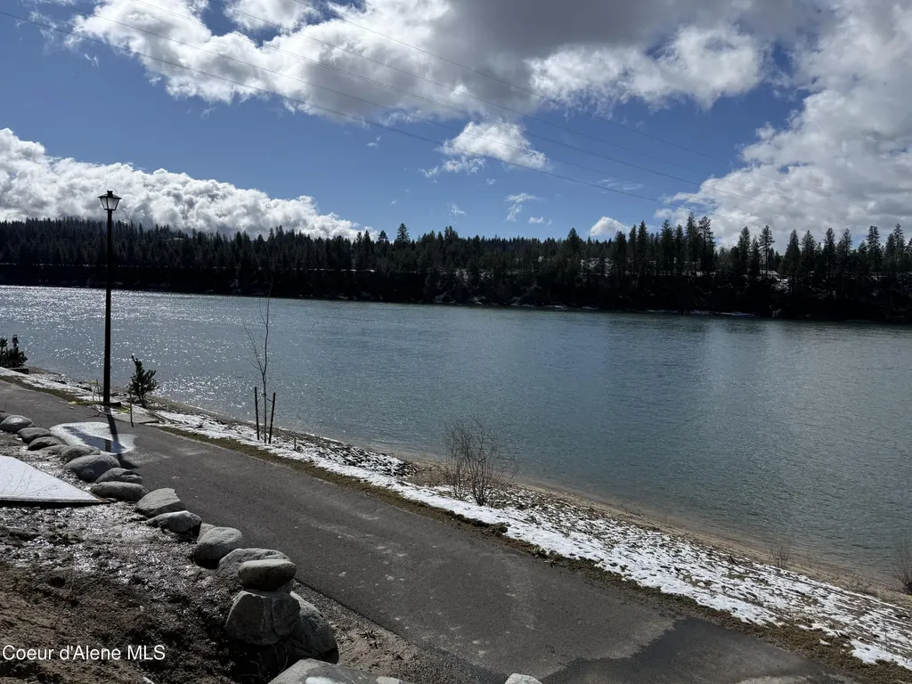 51 Kayak Loop Oldtown ID 83822