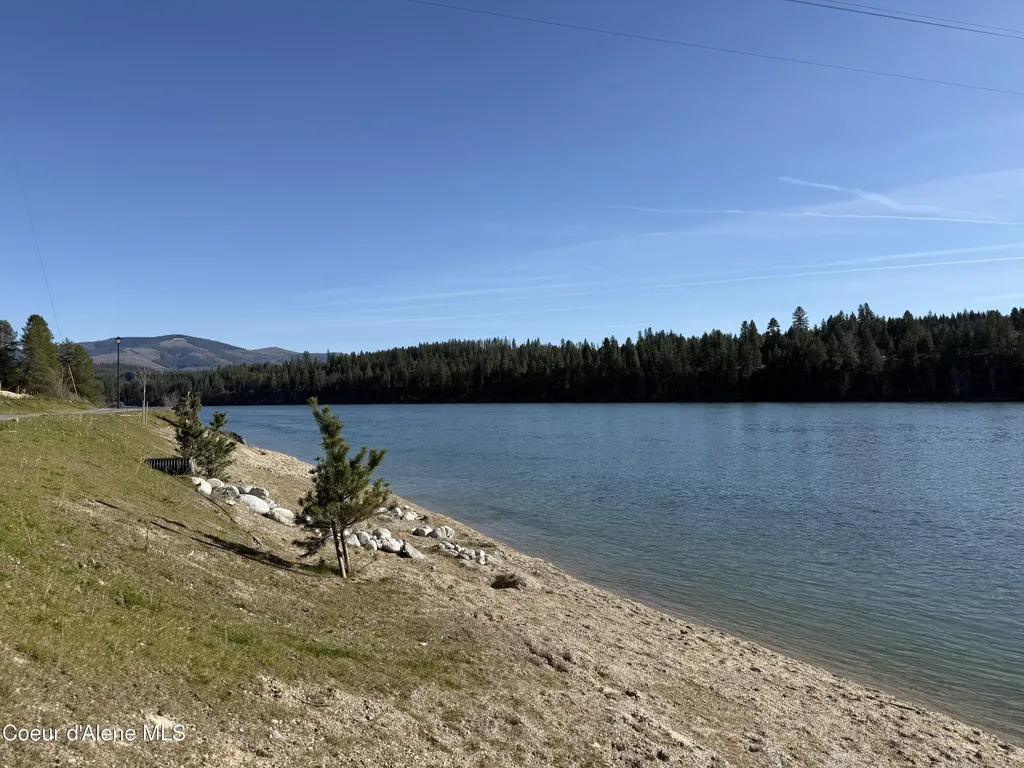 51 Kayak Loop Oldtown ID 83822