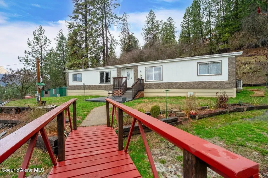 136 Delphi Lane St. Maries ID 83861