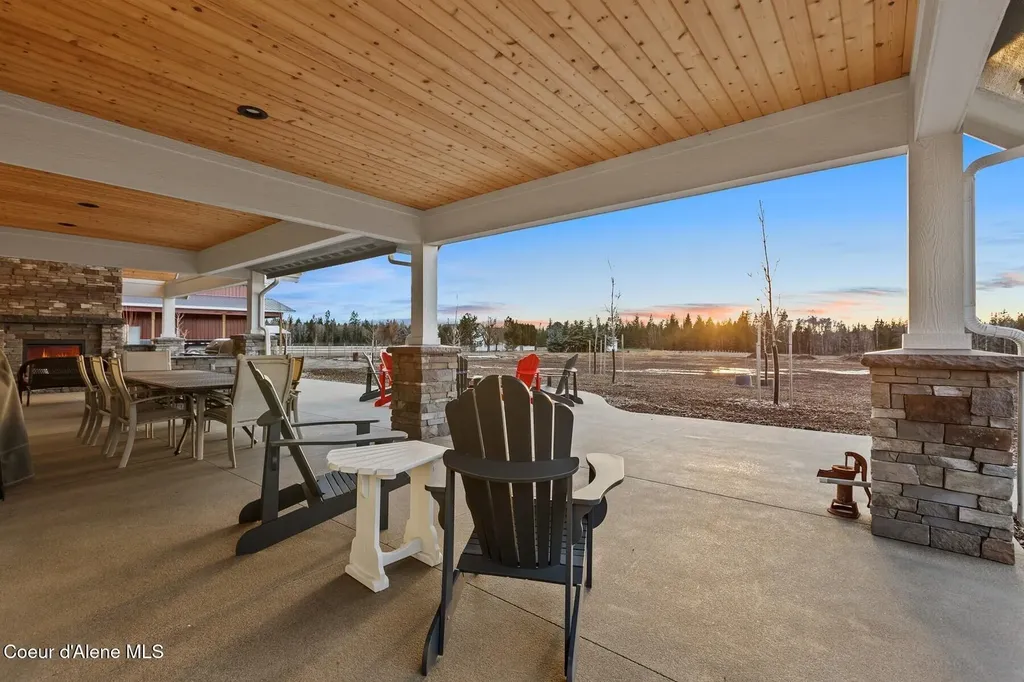 12399 N Meadow Wood Lane Hayden ID 83835