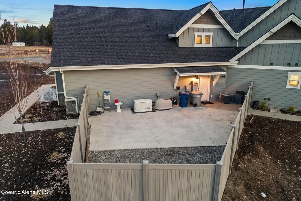 12399 N Meadow Wood Lane Hayden ID 83835