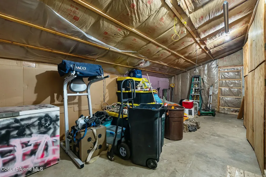 966 N Kootenai Road Sandpoint ID 83864
