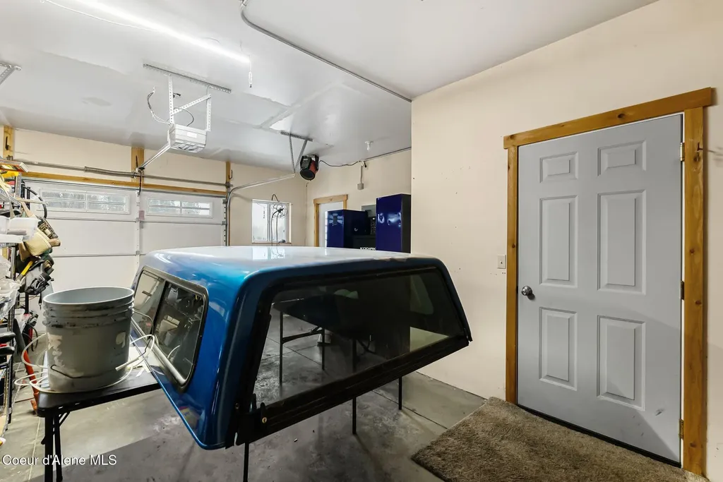 966 N Kootenai Road Sandpoint ID 83864