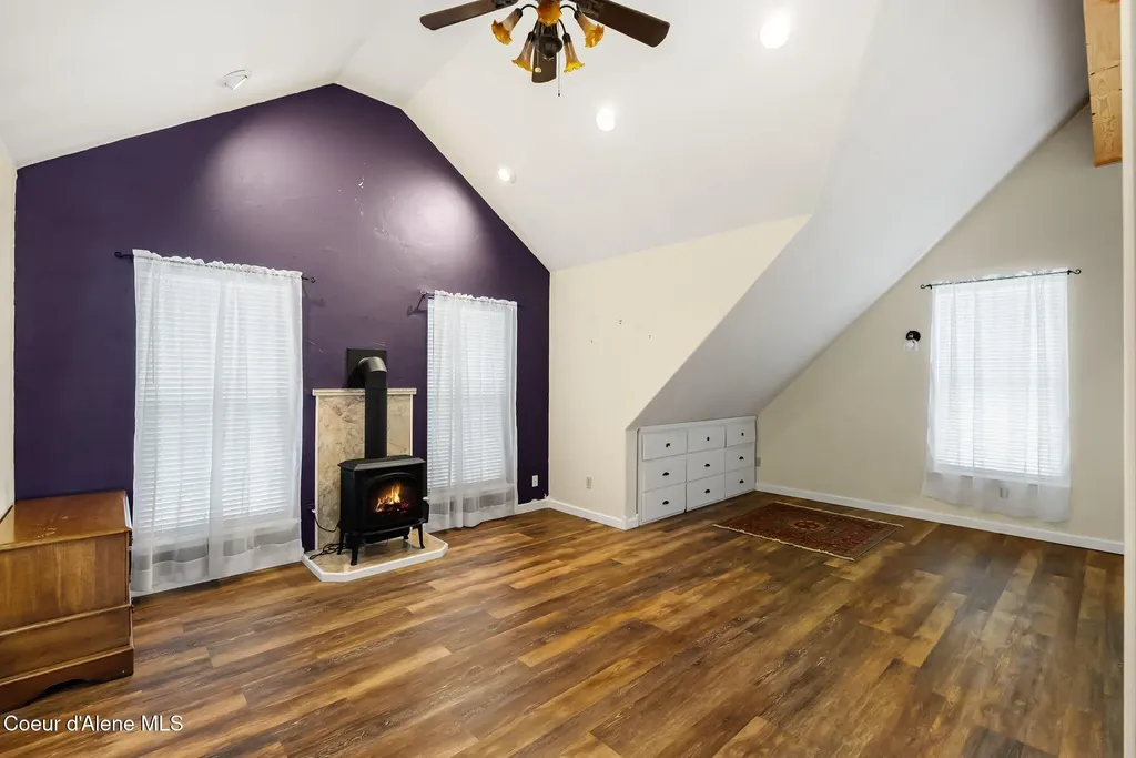 966 N Kootenai Road Sandpoint ID 83864