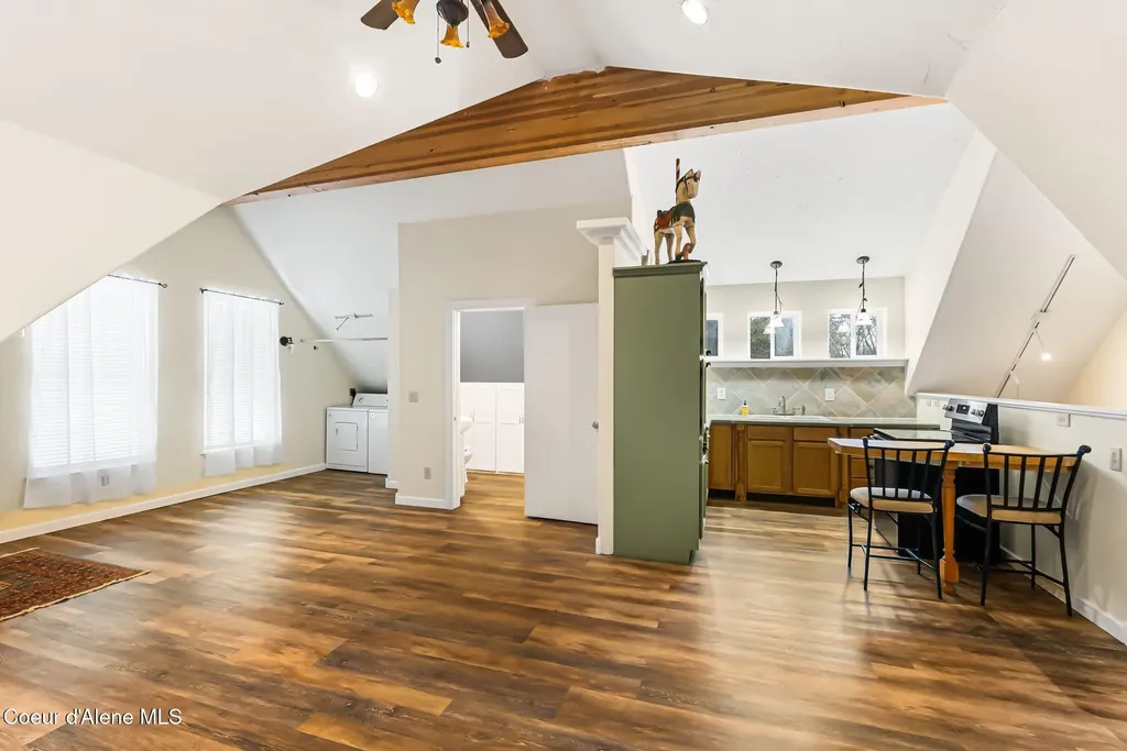 966 N Kootenai Road Sandpoint ID 83864