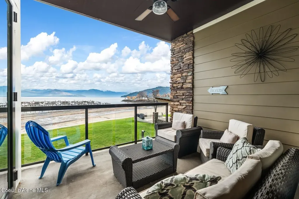 412 Sandpoint Avenue Sandpoint ID 83864
