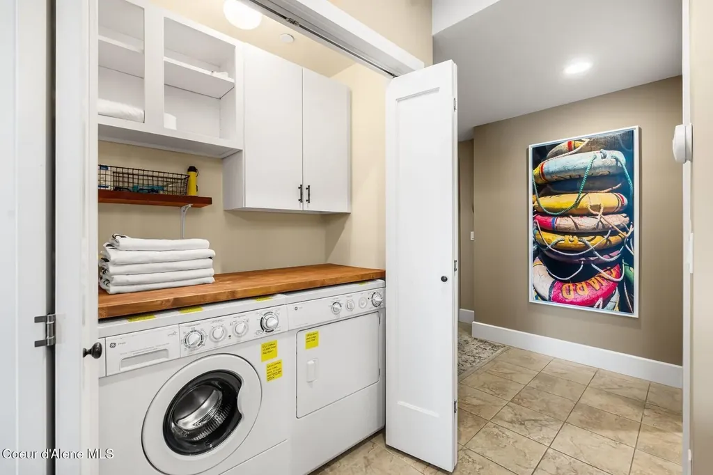 412 Sandpoint Avenue Sandpoint ID 83864