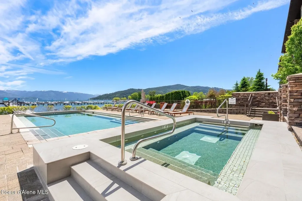 412 Sandpoint Avenue Sandpoint ID 83864