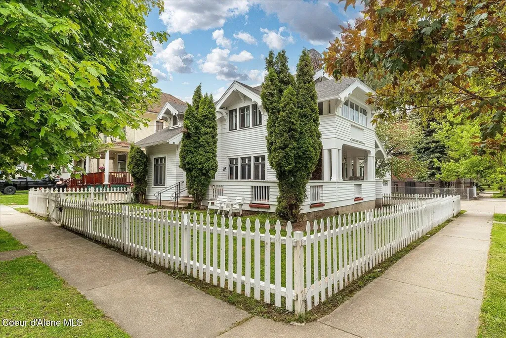 504 First Street Wallace ID 83873