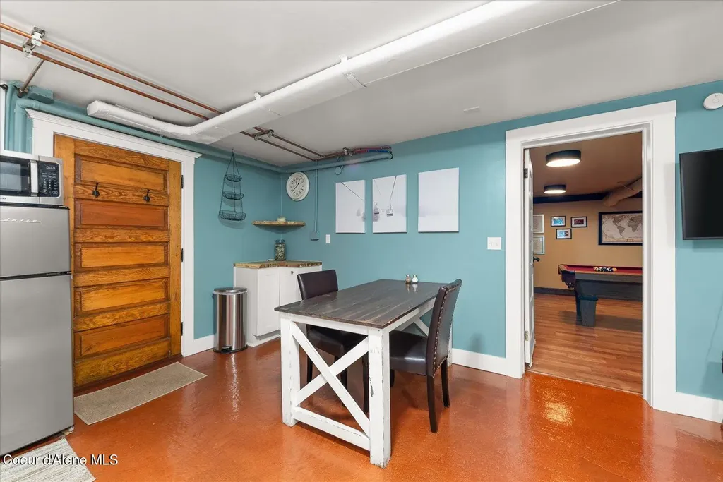 504 First Street Wallace ID 83873