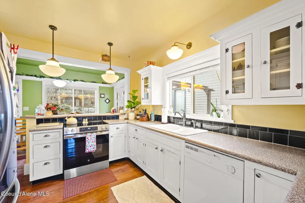 114 N Coeur D Alene Avenue Harrison ID 83833
