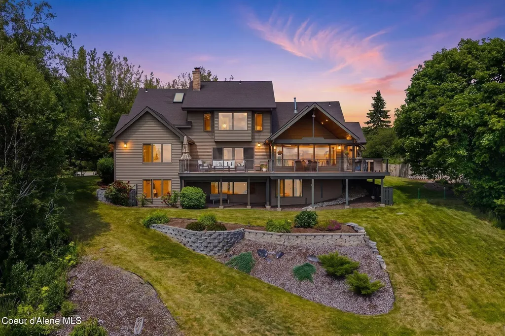 540 Ponder Pt Drive Sandpoint ID 83864