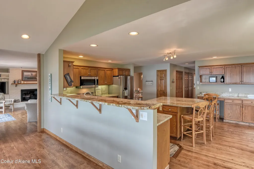 540 Ponder Point Drive Sandpoint ID 83864