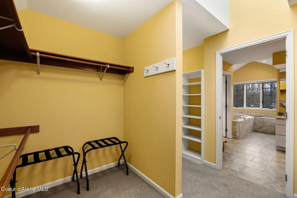 540 Ponder Point Drive Sandpoint ID 83864