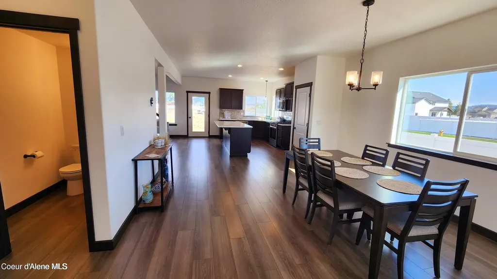 2883 E Cinder Avenue Post Falls ID 83854