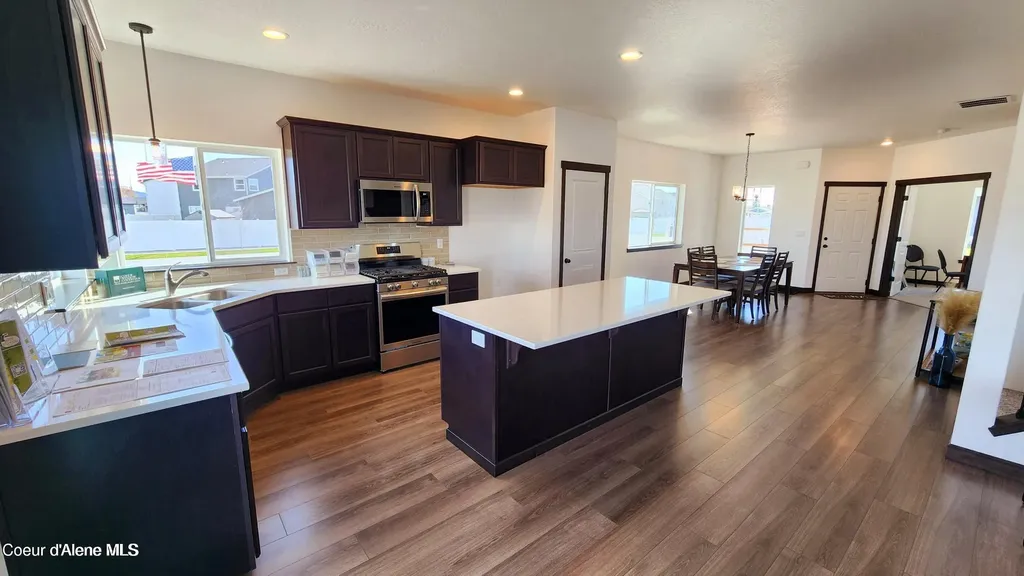 2883 E Cinder Avenue Post Falls ID 83854