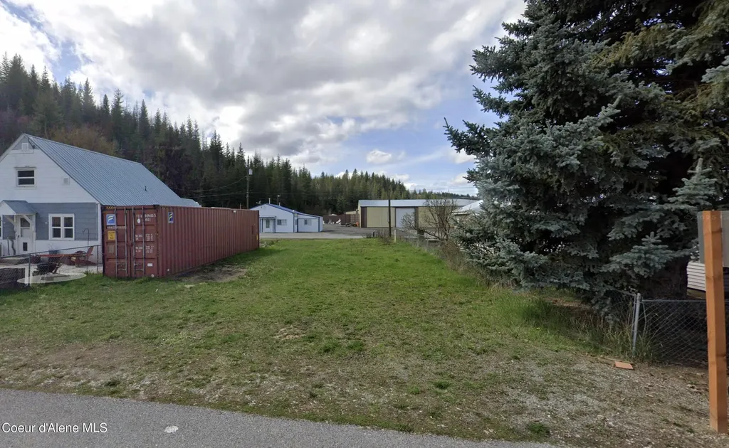 110 H Street Smelterville ID 83868