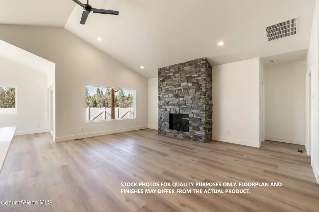9127 W Swather Avenue Rathdrum ID 83858