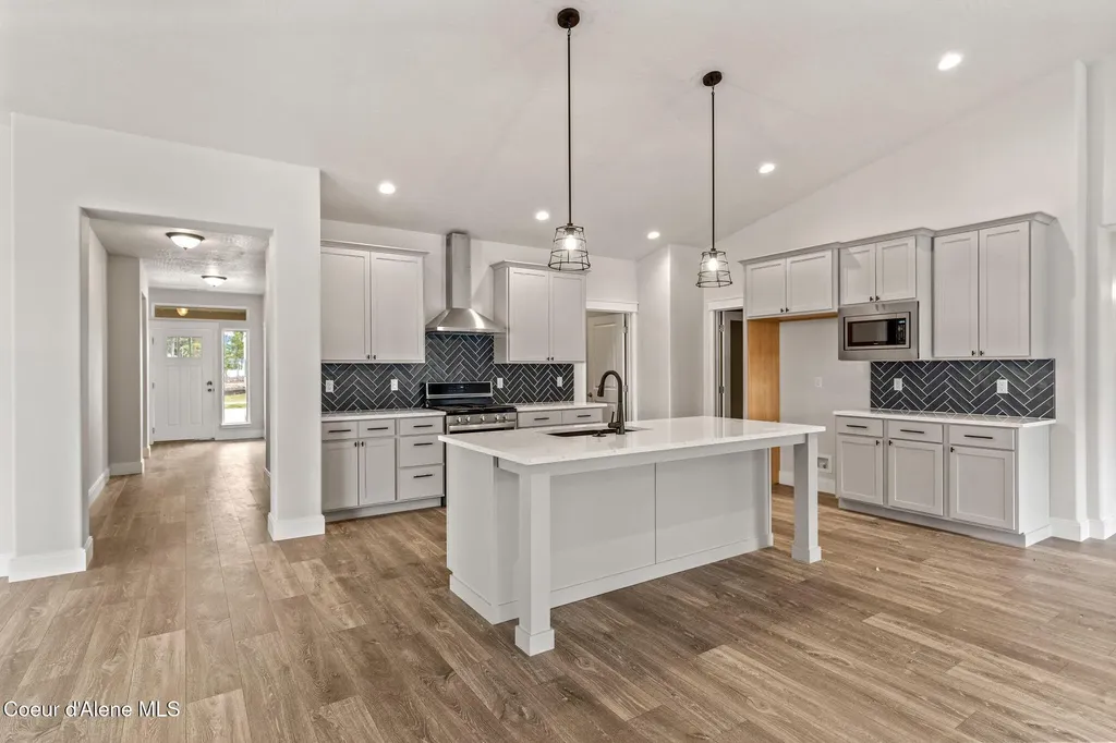8970 California Street Rathdrum ID 83858