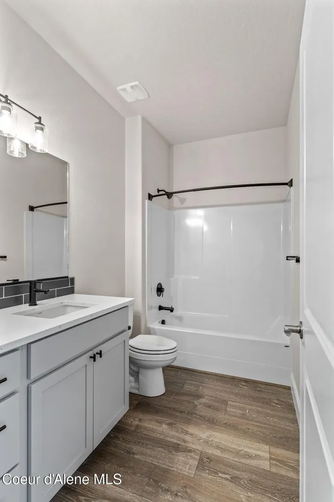 8970 California Street Rathdrum ID 83858
