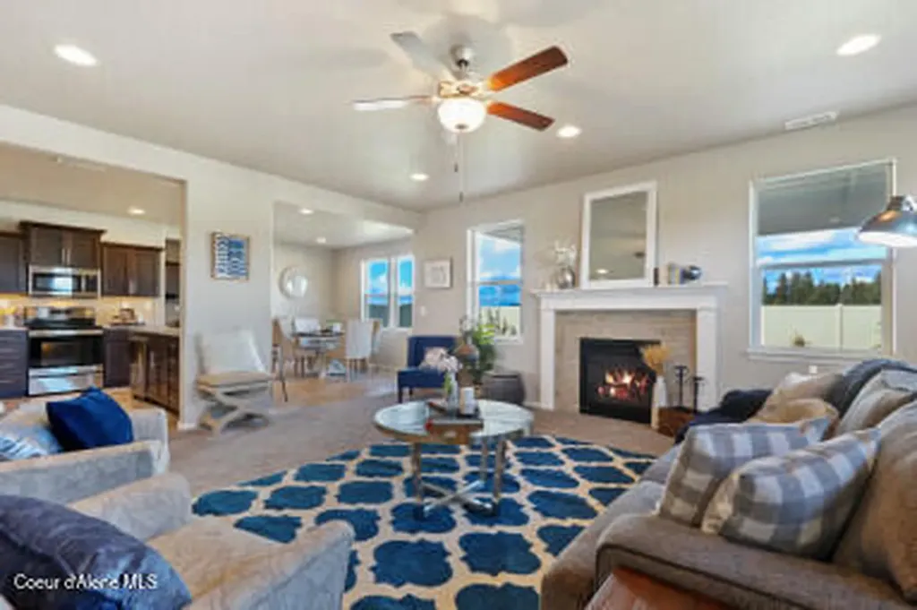 13467 N Loveland Way Hayden ID 83835