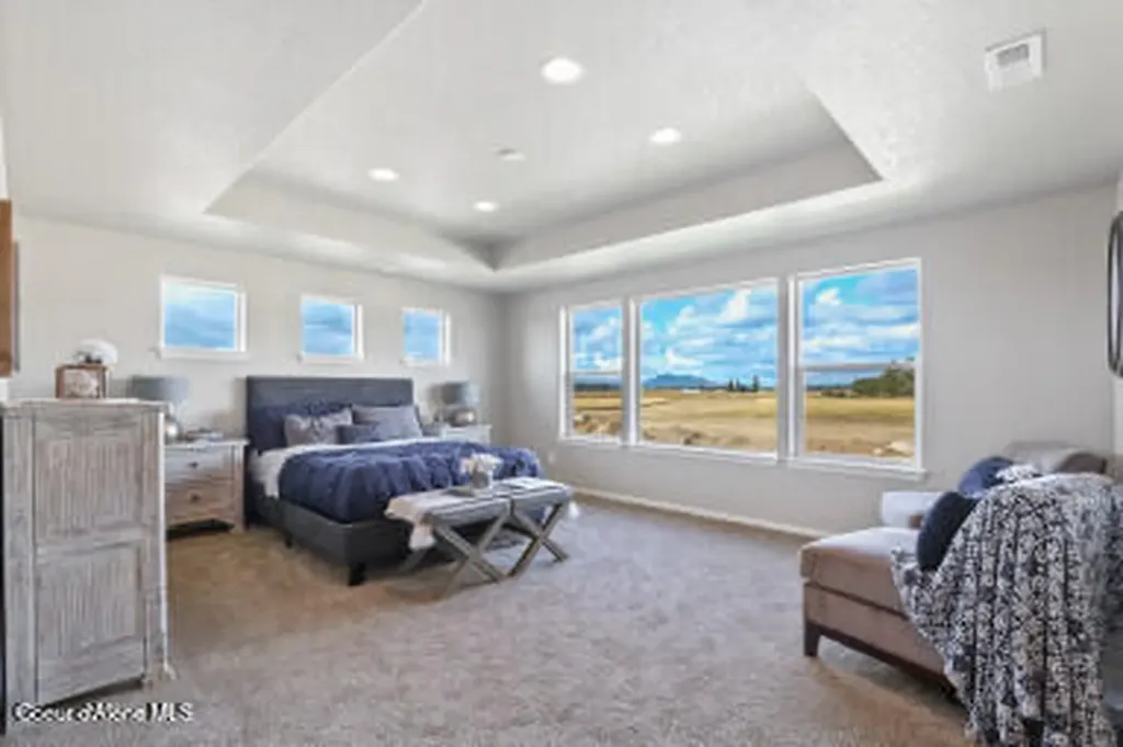 13467 N Loveland Way Hayden ID 83835