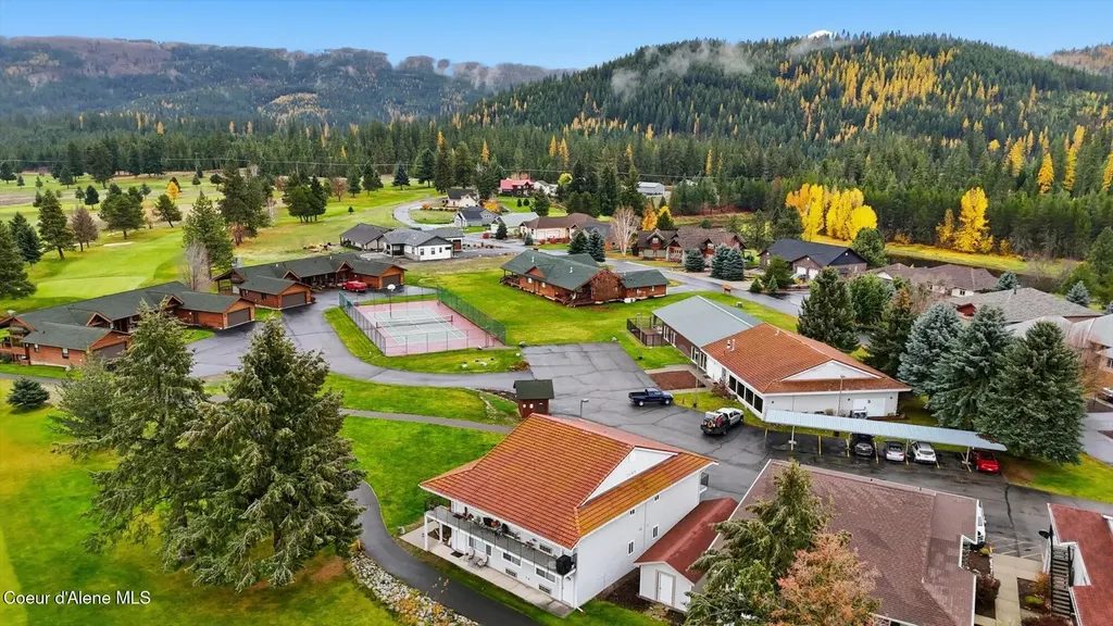 35 Fairway Drive Blanchard ID 83804