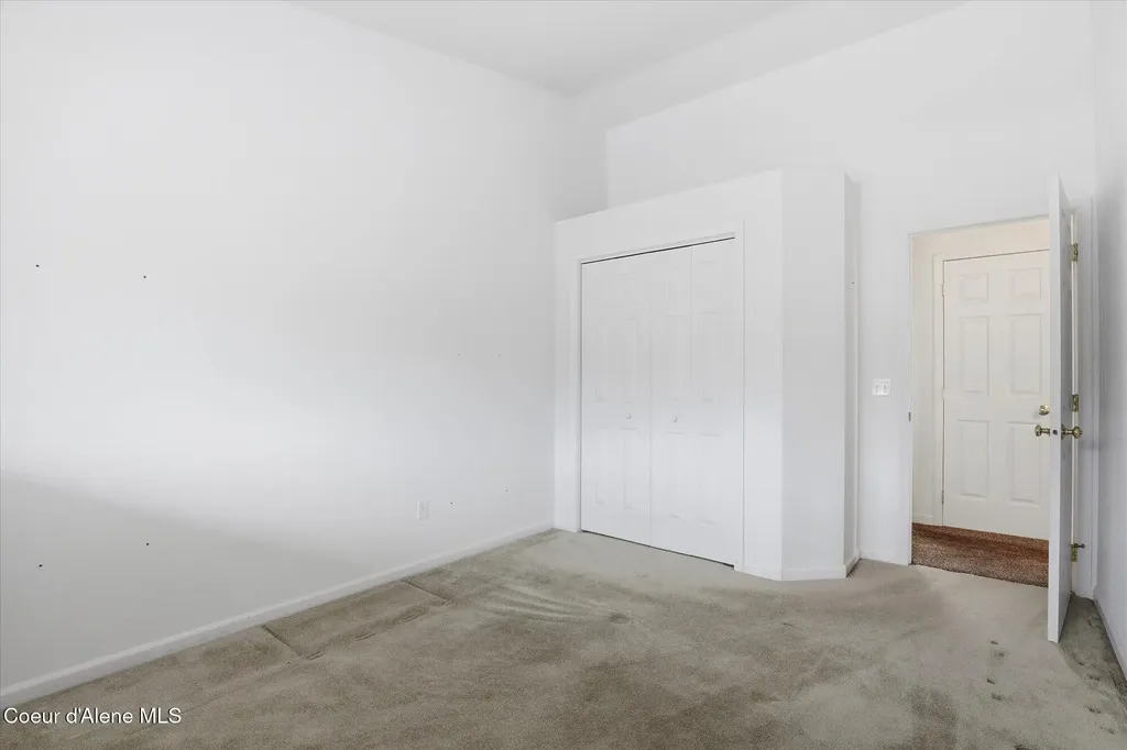 35 Fairway Drive Blanchard ID 83804