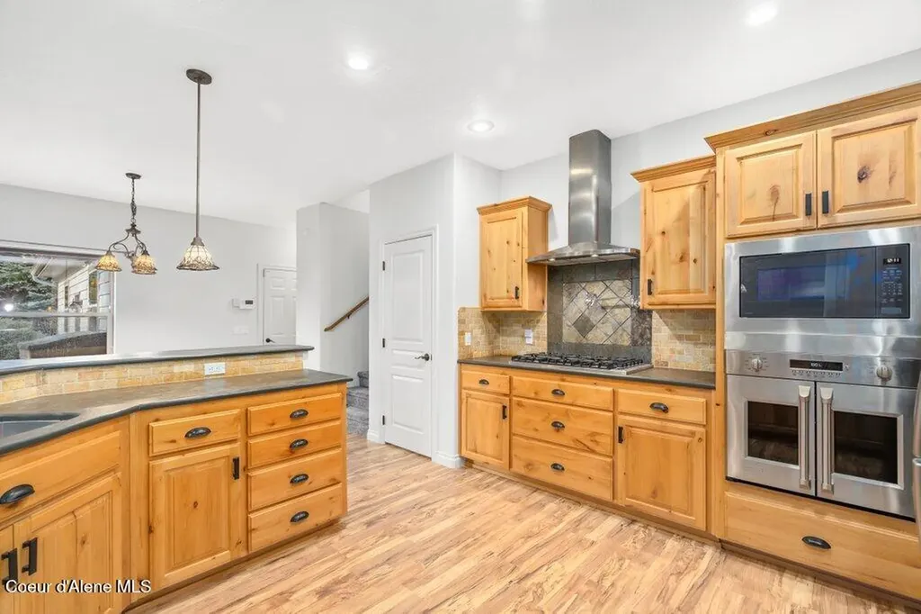 12665 N Shamrock Street Hayden ID 83835